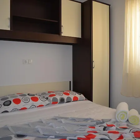 Fran Apartment *