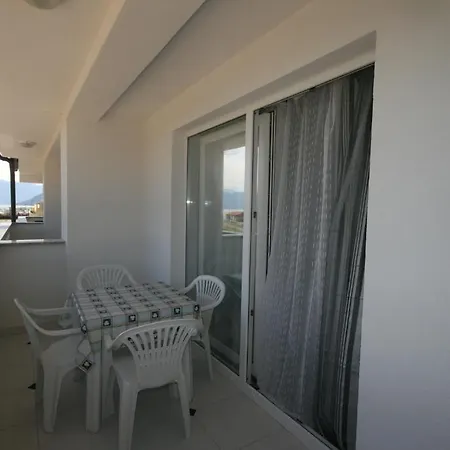 Fran Apartment