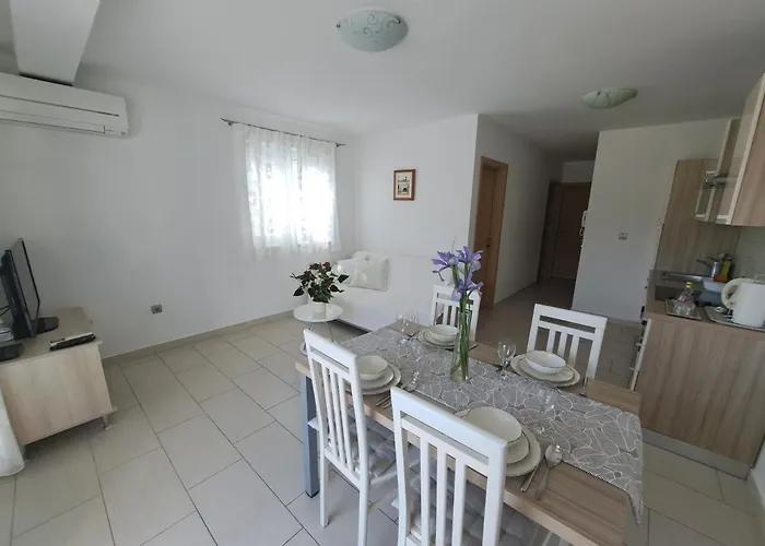 Fran Apartment