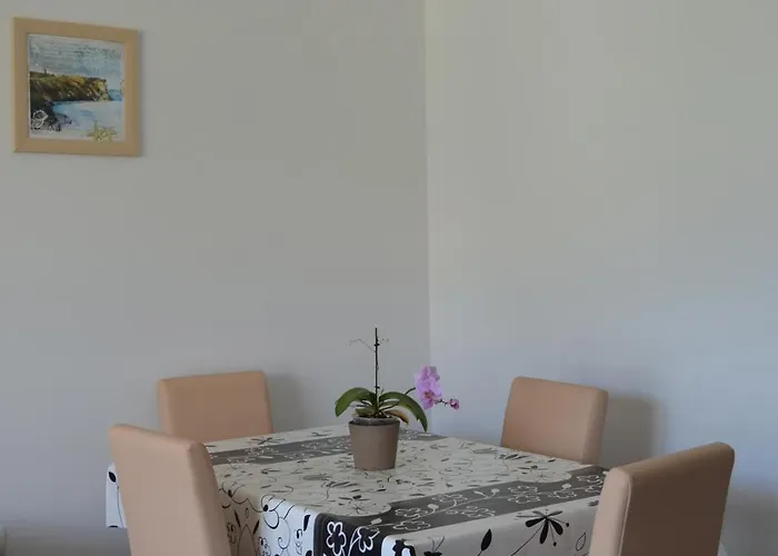 Fran Apartment