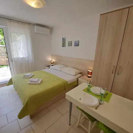 Fran Apartamento Baška